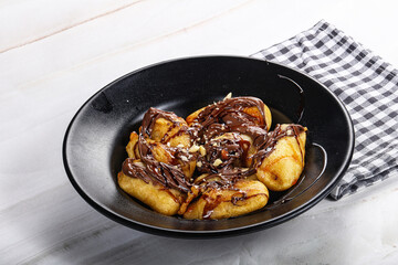 Sweet fried banana withchocolate