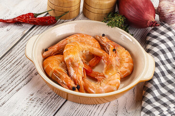 Gurmet king prawn in the bowl
