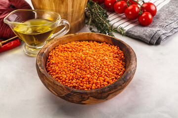 Raw red lentil for cooking