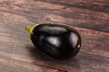 Raw ripe organic eggplant vegetable
