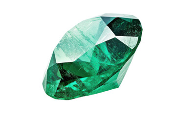 Fototapeta premium A stunning green emerald gemstone glistens in bright light, showcasing its brilliant facets and natural beauty against a soft white background