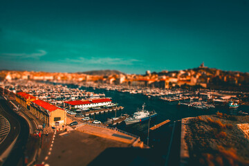 マルセイユ旧港の眺め