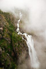 V&oslash;ringsfossen wodospad w Norwegii