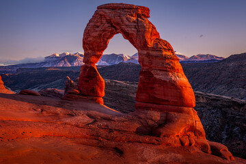 delicate arch at sunset