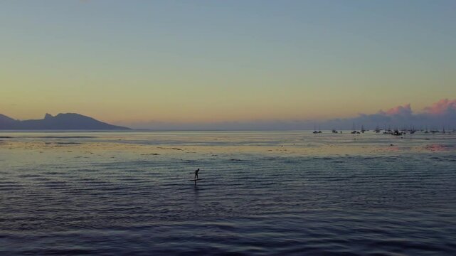 Sunset Foil session Tahiti