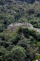 Fototapeta premium Wiñay Wayna is situated on the Inca Trail, which is the famous hiking route that leads to Machu Picchu. It is located approximately 4 kilometers (2.5 miles) from Machu Picchu.