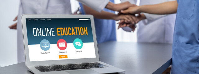 E-learning website with brisk sofware for student to study online on the internet network