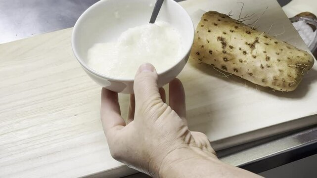 長いも料理を作ります