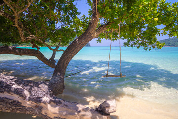 Fototapeta premium Surin Islands National Park (Moo Koh Surin) one of the most beautiful tourist and snorkeling destinations in Thailand. Enjoy crystal clear water and famous white sand beaches. Located in Phang Nga 