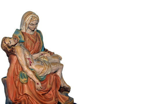 statue of the Virgin Mary carrying the body of Jesus
