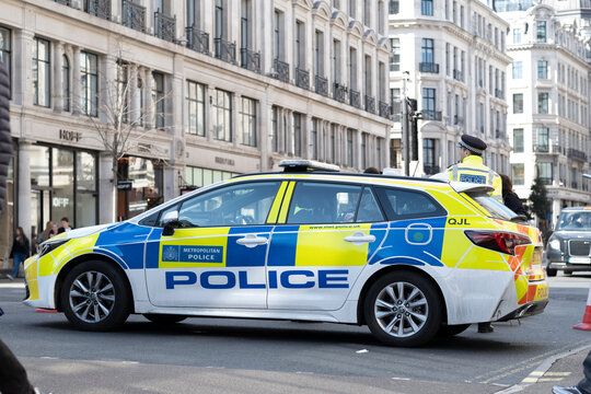 London, United Kingdom. March 20, 2025 &ndash; Police patrol in the city center.
