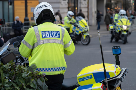 London, United Kingdom. March 20, 2025 &ndash; Police patrol in the city center.
