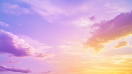 Obraz premium Purple And Gold Clouds In A Vibrant Sunset Sky