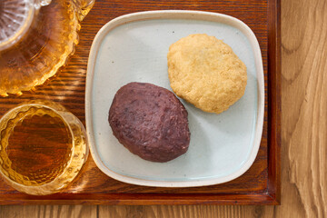 おはぎ – あんこときな粉の伝統的な和菓子