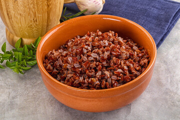 Red steamed rubine rice garnish