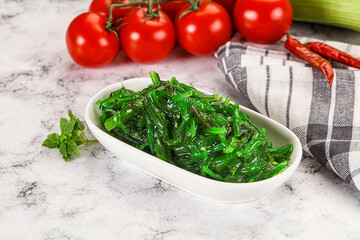 Gourmet chuka salad with sesame