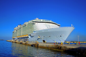 Bateau de croisière 