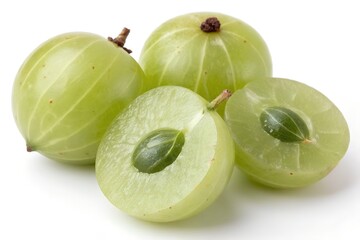 Obraz premium green gooseberries isolated on white