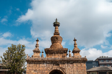 Obraz premium Ancient buddhist stone pagoda in Kunming, Yunnan, China, King Kong Pagoda