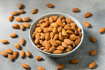 Organic Raw Whole Dry Almonds