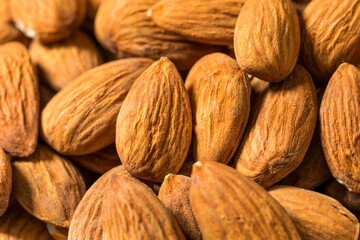 Organic Raw Whole Dry Almonds