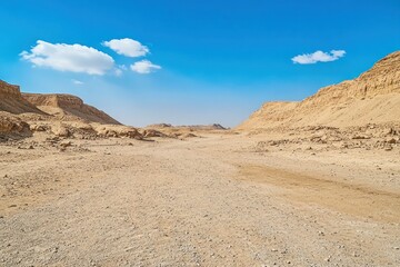 Fototapeta premium Desert Canyon Under Sunny Sky