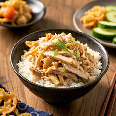 Traditional Chinese Shredded Chicken Rice Bowl - Authentic Asian Cuisine