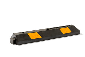 Heavy-Duty Rubber Parking Block with Reflective Markers for Enhanced Visibility and Safety in Parking Areas and Roads, Ideal for Effective Vehicle Containment and Safety Measures