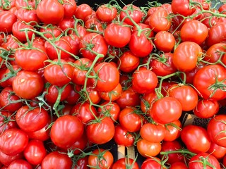 Fresh tomatoes in the supermarket
