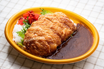 カツカレー
