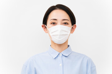 マスク姿の女性