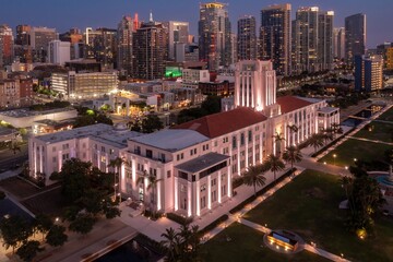Fototapeta premium Aerial view of the San Diego skyline at dusk, showcasing the County Administration Center and the city's modern architecture in California, USA.