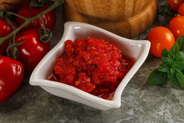 Fresh tomato puree pasta sauce