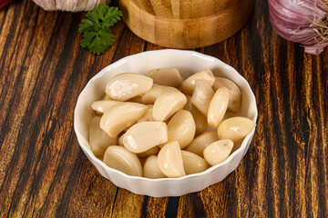Tasty aroma marinated garlic cloves