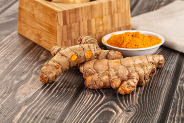 Fresh aroma tumeric roots heap