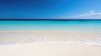 Fototapeta premium Pristine beach, turquoise water, sunny day