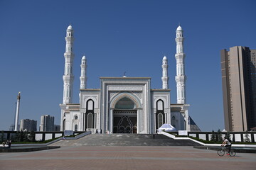 Arabia, Mosque, Grand Mosque, Agra, architecture, Taj, Masjid, Mahal, Dome, Mausoleum, Tomb, Marble, Building, Monument, Religion, Asia, Travel, Landmark, Minaret, Palace, White, Delhi, Sky, Culture, 