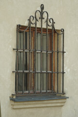 old window on the wall