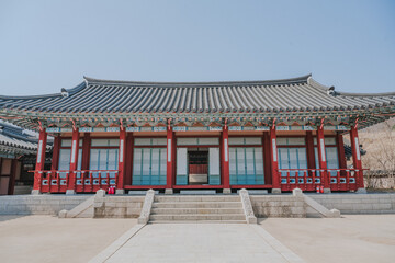 Fototapeta premium Ancient Korean Architectural Scenery