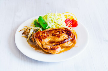 にんにく味噌漬けチキンステーキ