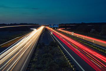 Langzeitbelichtung - Autobahn - Strasse - Traffic - Travel - Sunrise - Line - Ecology - Highway - Night Traffic - Long Exposure - Cars Speeding - Lights - Sunset - Light Trails