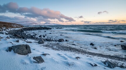Obraz premium Panoramic View of Greenland's Icy Coastline Near Sunset