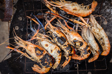 River prawn shrimp grilled on fire