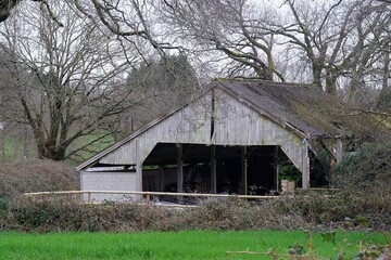 Hangar de ferme .