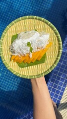 sticky rice and mango