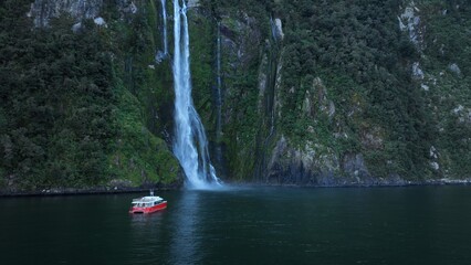 Cascades fjord Nouvelle Zelande. 