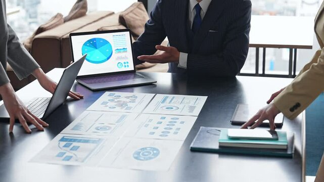 business, management, marketing, laptop, graph, chart, document, proposal, presentation, teamwork, company, financial statement, strategy, executive, president, boss, subordinate, coll