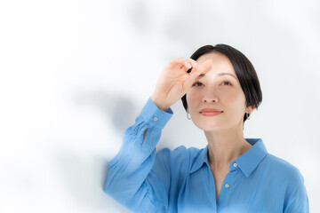 女性　スキンケア