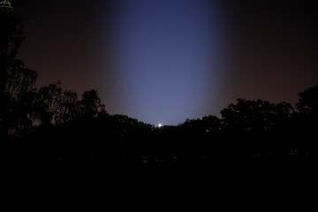 Naklejka premium Night Sky Mystery – Encounter with the Unexplained