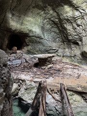 Dolomite Mountain Grotto: Rock Formations 